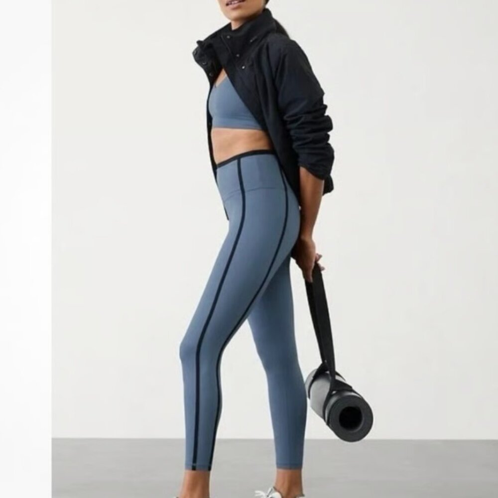 Athleta Ultra High Rise Elation 7/8 Tight | Shadow Blue/Black XS